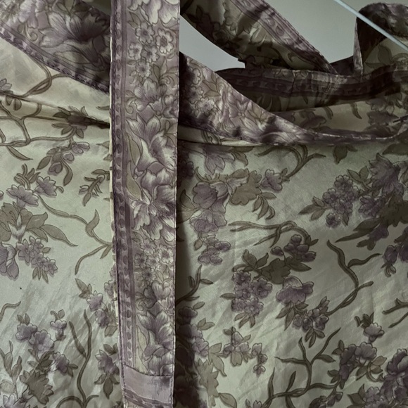 My favourite Devine feminine wrap skirt - Picture 2 of 2